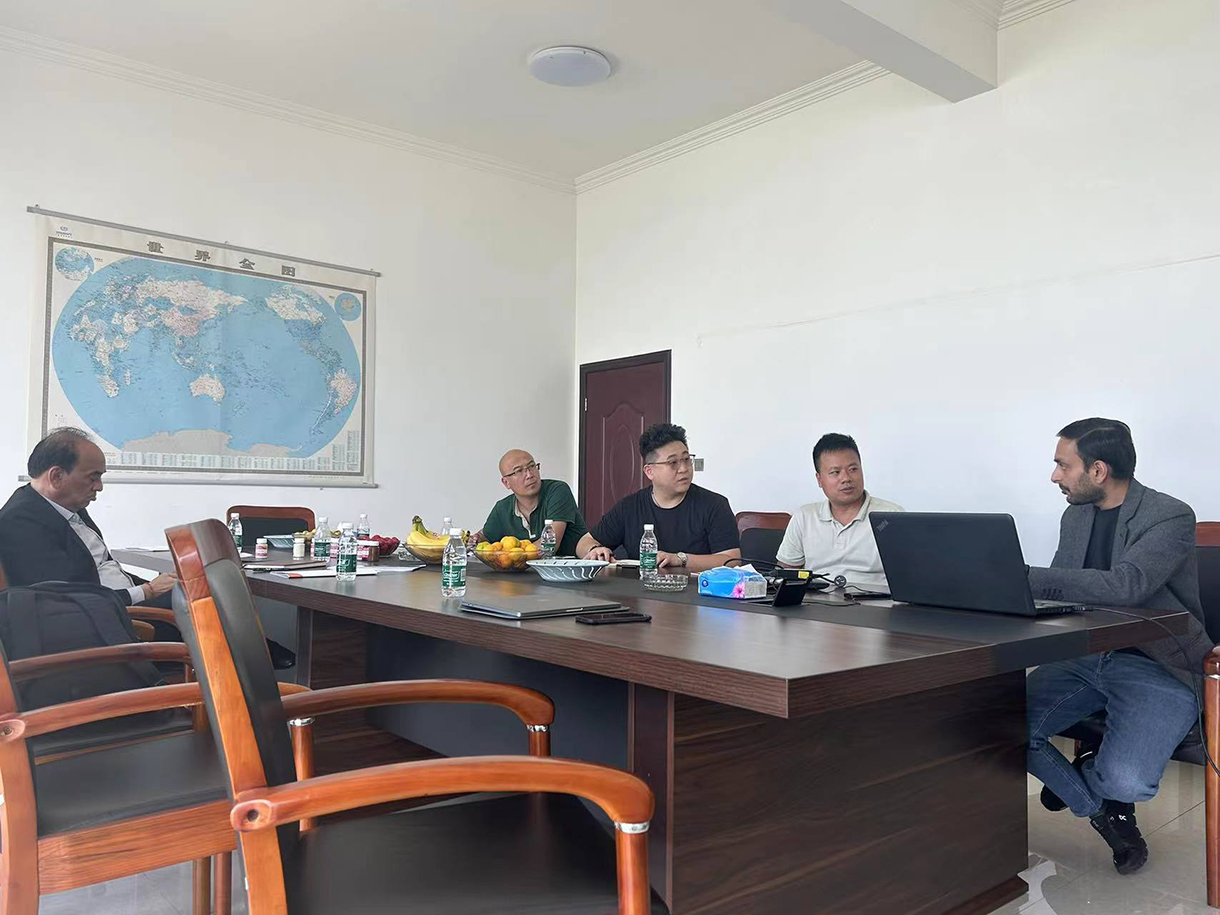 Indian group company visited Yinqi Biological